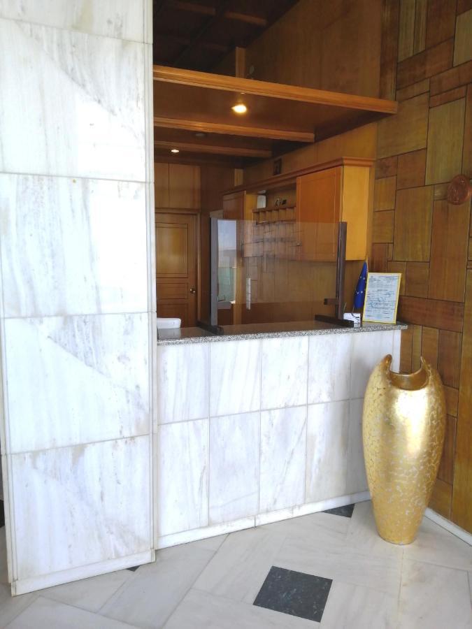 Leonidas Hotel Гитион Экстерьер фото
