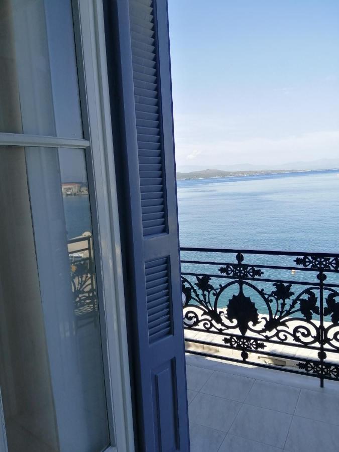 Leonidas Hotel Гитион Экстерьер фото