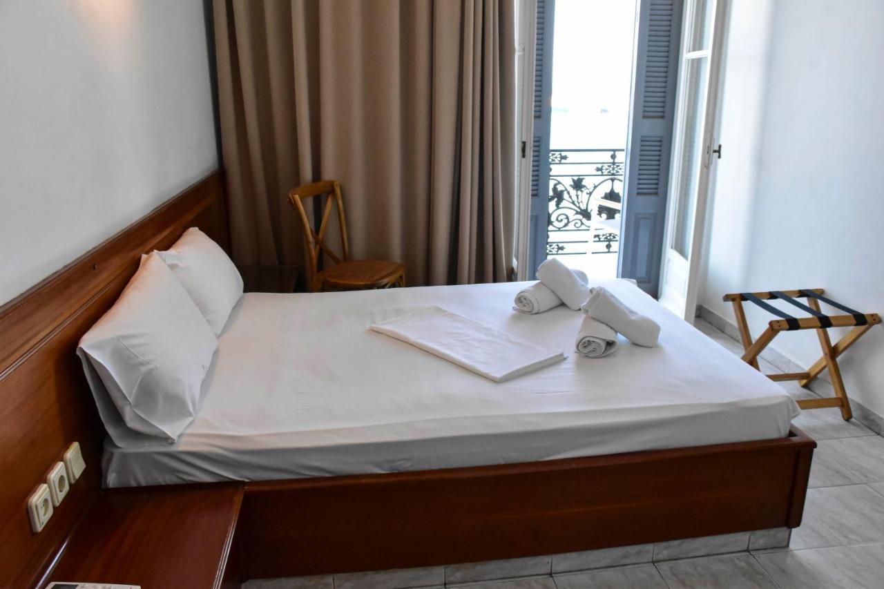 Leonidas Hotel Гитион Экстерьер фото