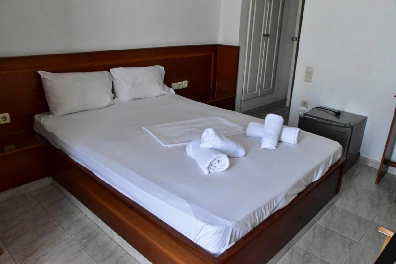 Leonidas Hotel Гитион Экстерьер фото