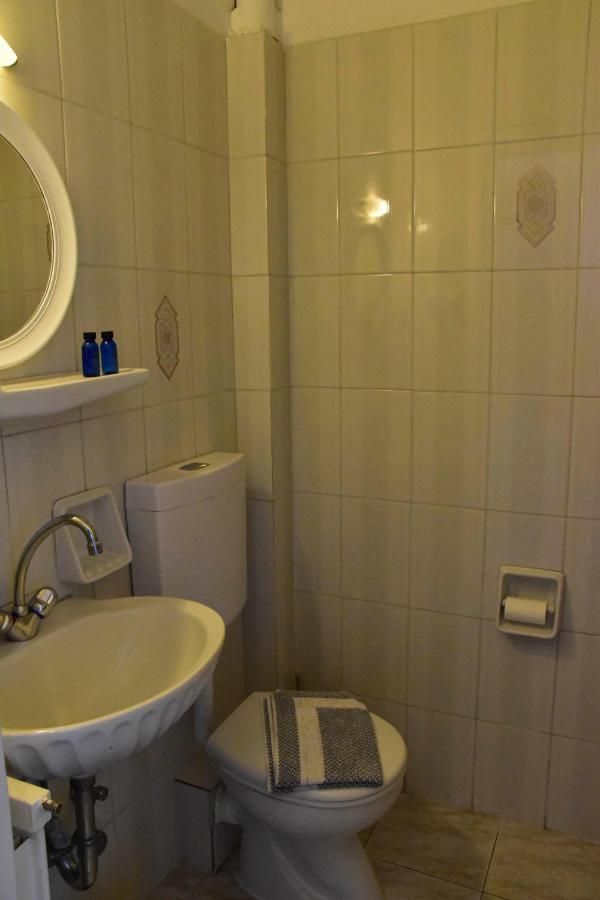 Leonidas Hotel Гитион Экстерьер фото