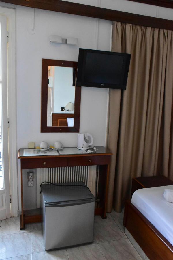 Leonidas Hotel Гитион Экстерьер фото